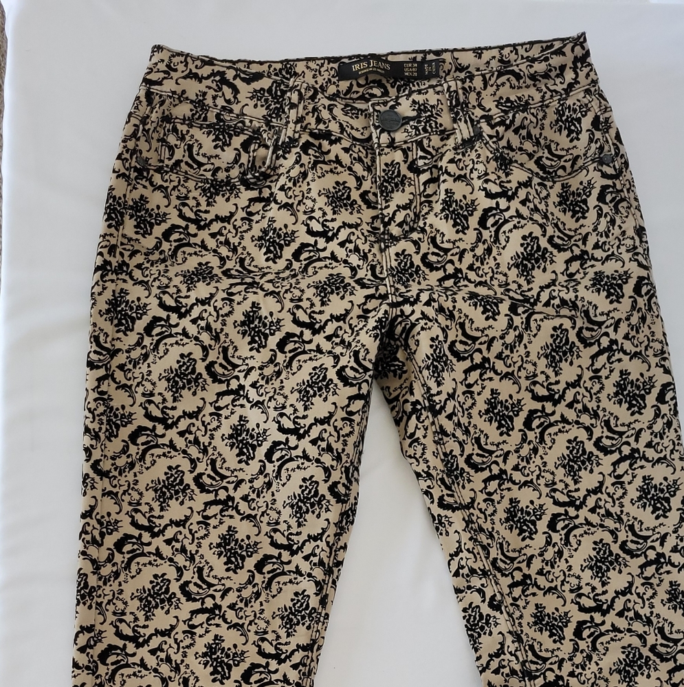 Pants - Picture 3 of 10